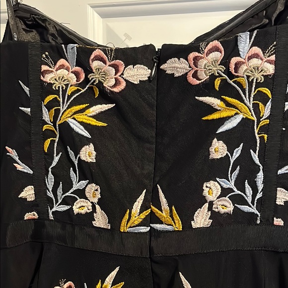 City Chic Black and Pink Bodycon Cocktail Dress - Picture 8 of 9